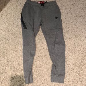 Nike Tech Fleece Sweatpants